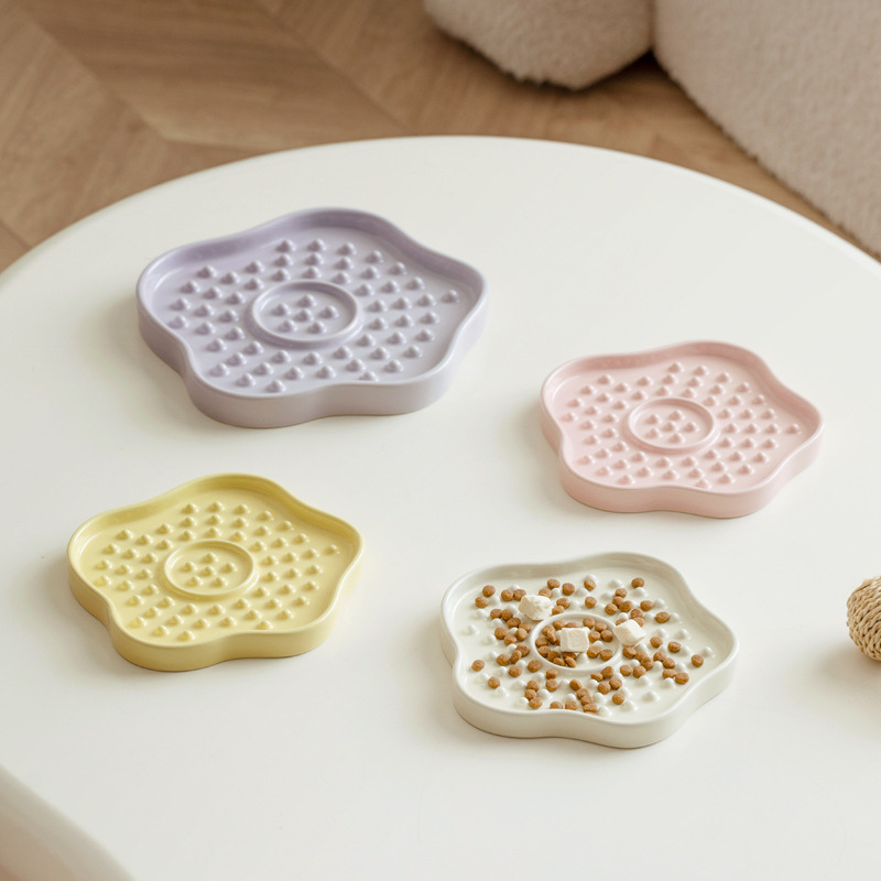 ceramic slow feeder and lick plate for cats and dogs - image 1